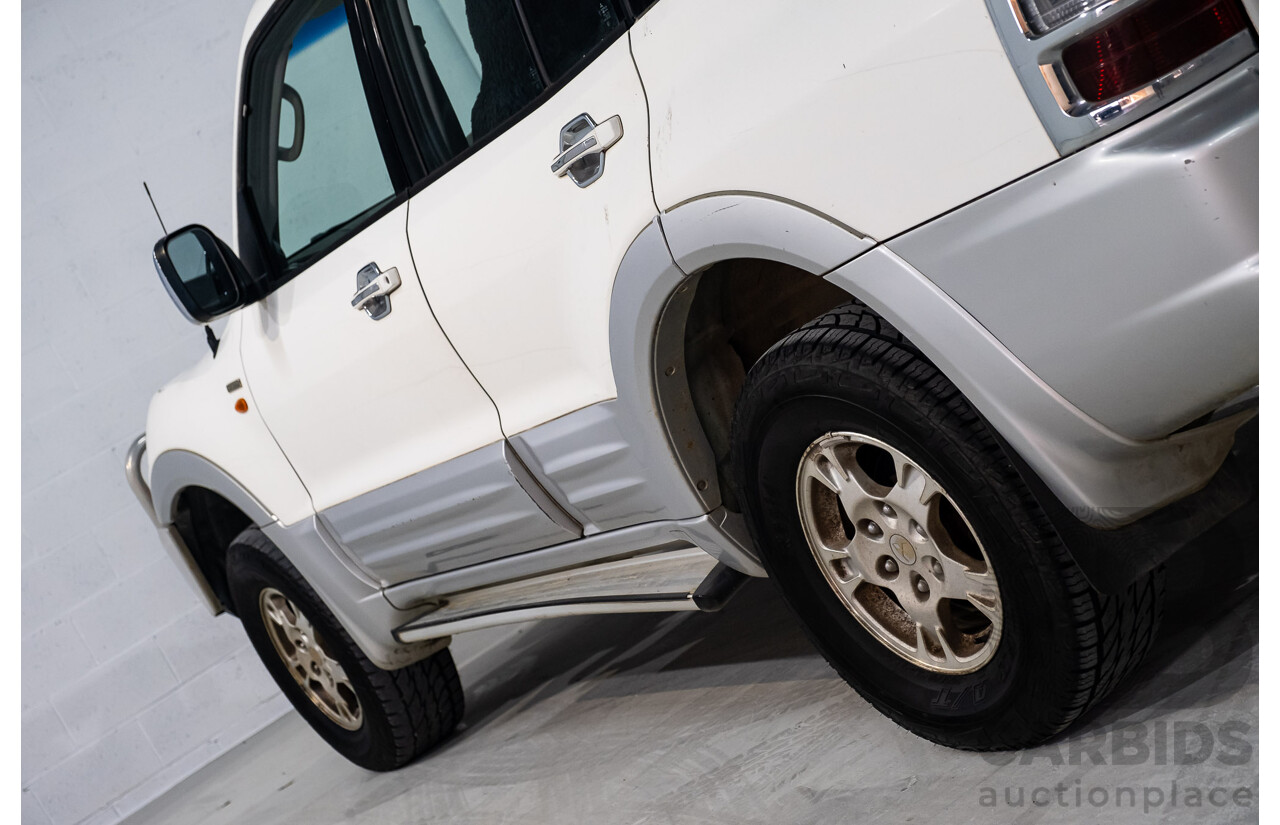 9/2002 Mitsubishi Pajero Exceed LWB (4x4) NM 4d Wagon White V6 3.5L - 7 Seater