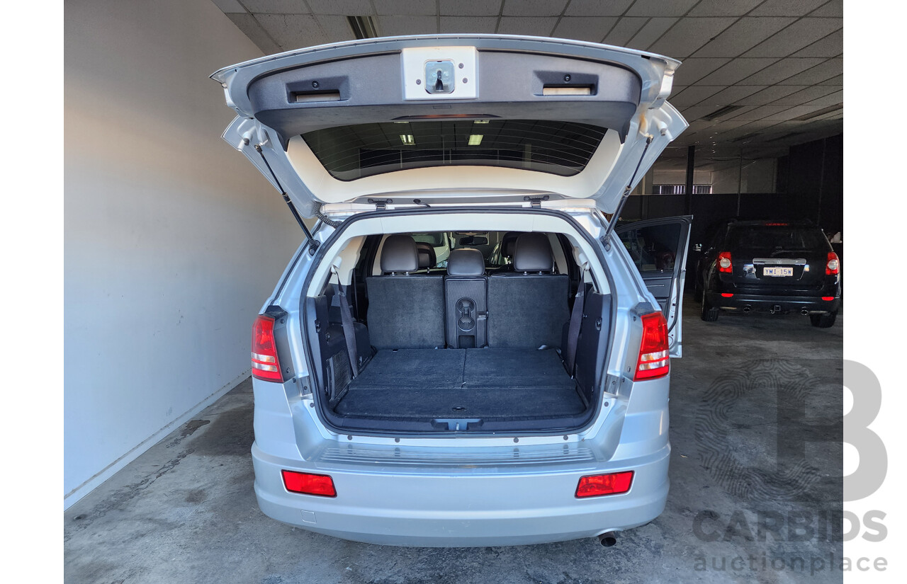 10/2010 Dodge Journey R/T FWD JC MY10 4D Wagon Silver 2.7L