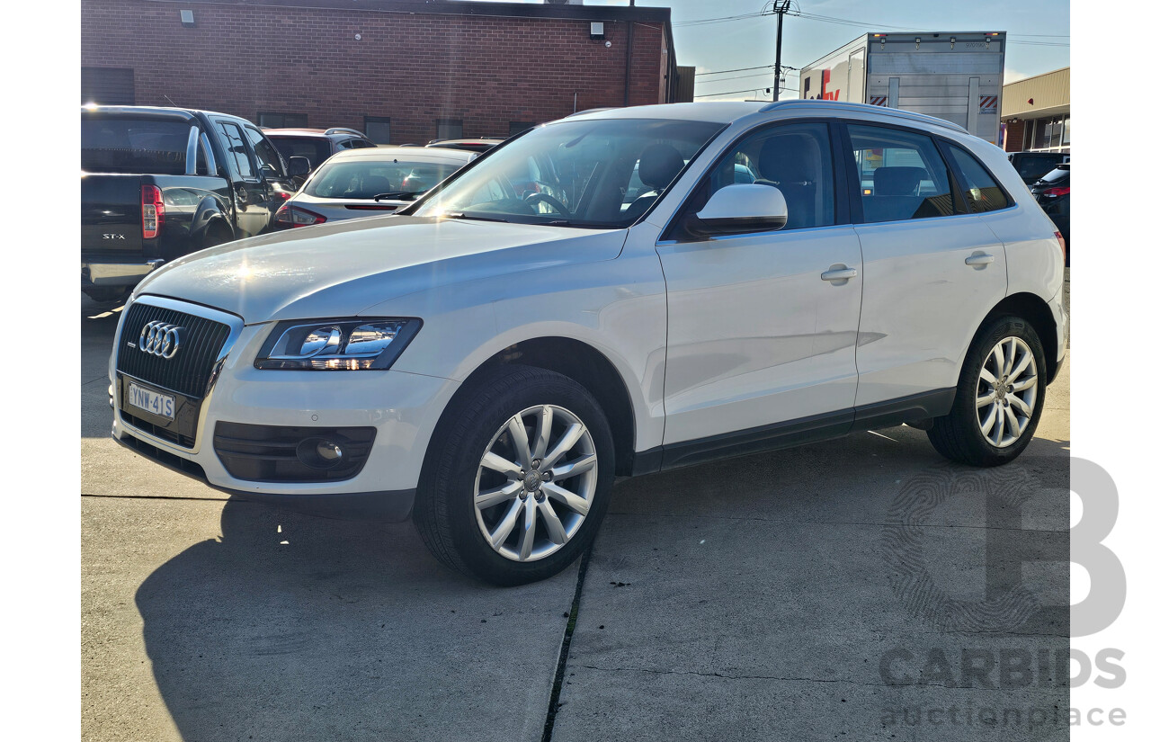 6/2011 Audi Q5 3.0 TDI Quattro 8R MY11 4d Wagon White 3.0L
