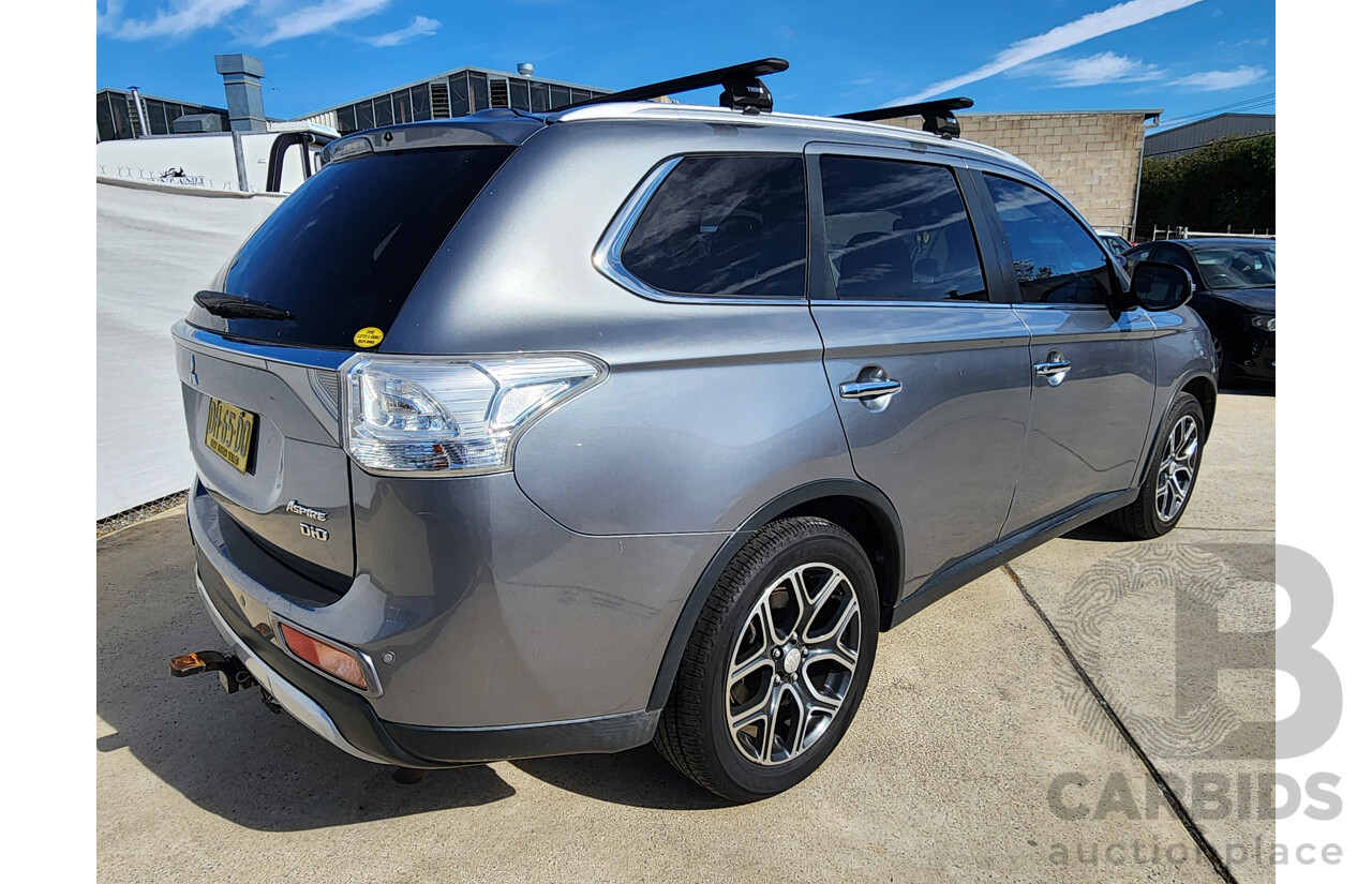 10/2014 Mitsubishi Outlander ASPIRE (4x4) AWD ZJ MY14 4D Wagon Grey 2.3L