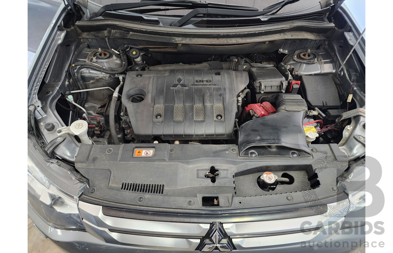 10/2014 Mitsubishi Outlander ASPIRE (4x4) AWD ZJ MY14 4D Wagon Grey 2.3L