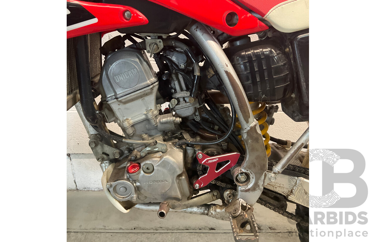 HONDA CRF150R Dirt Bike