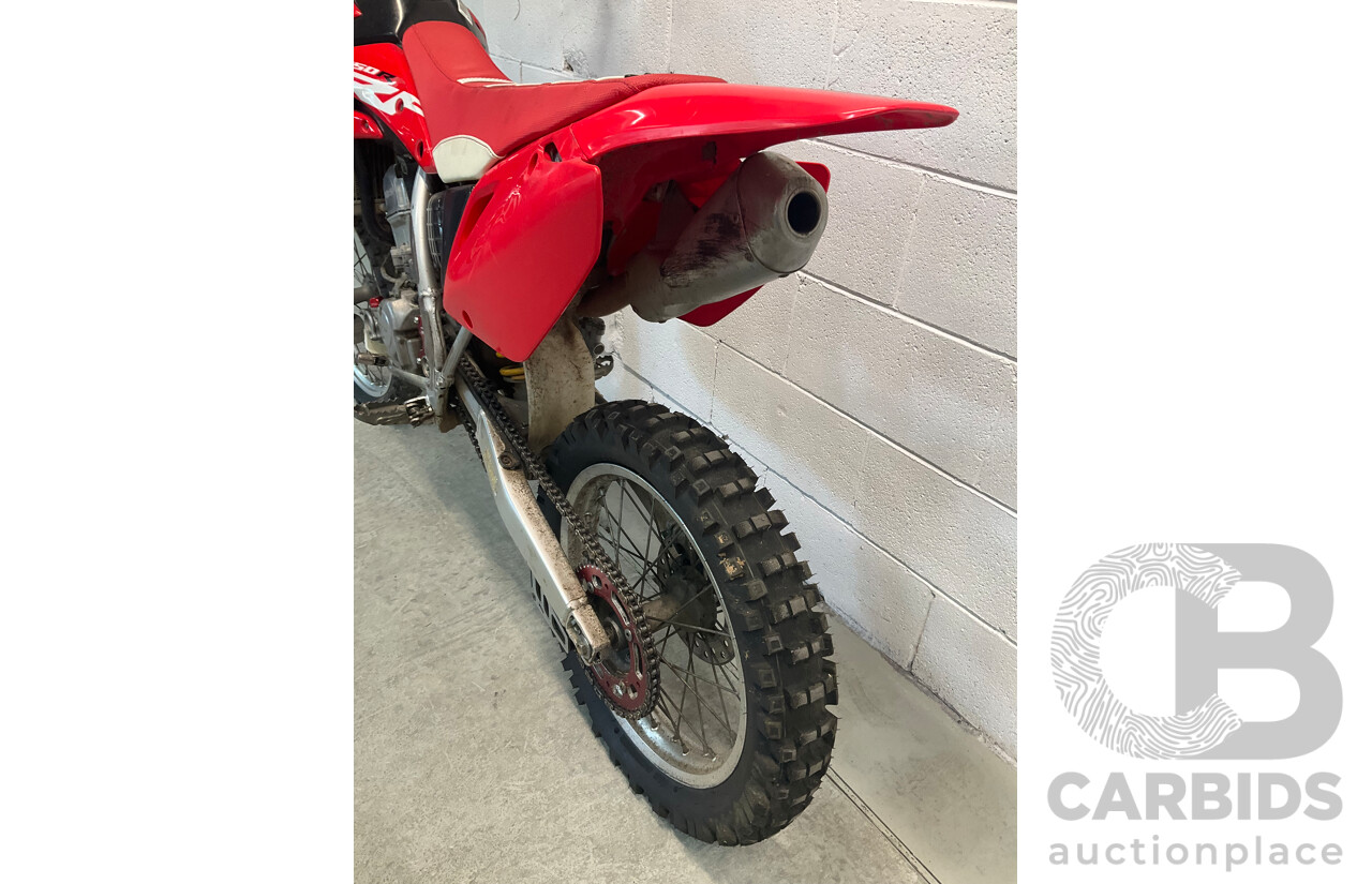 HONDA CRF150R Dirt Bike