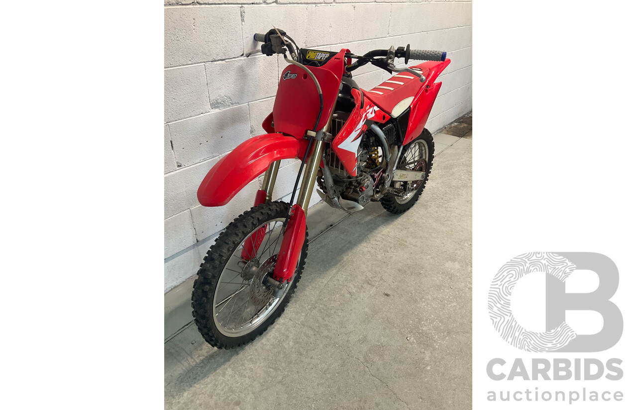 HONDA CRF150R Dirt Bike