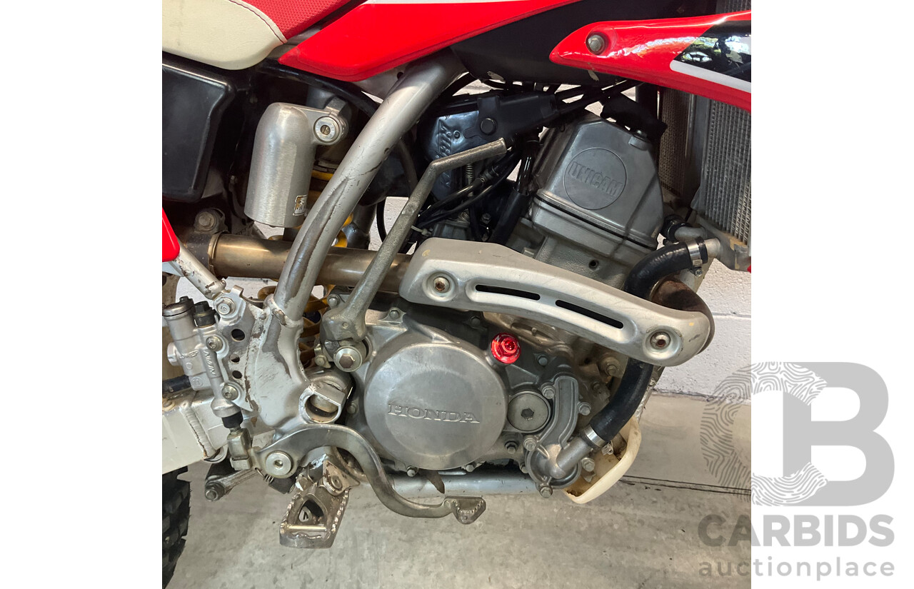 HONDA CRF150R Dirt Bike