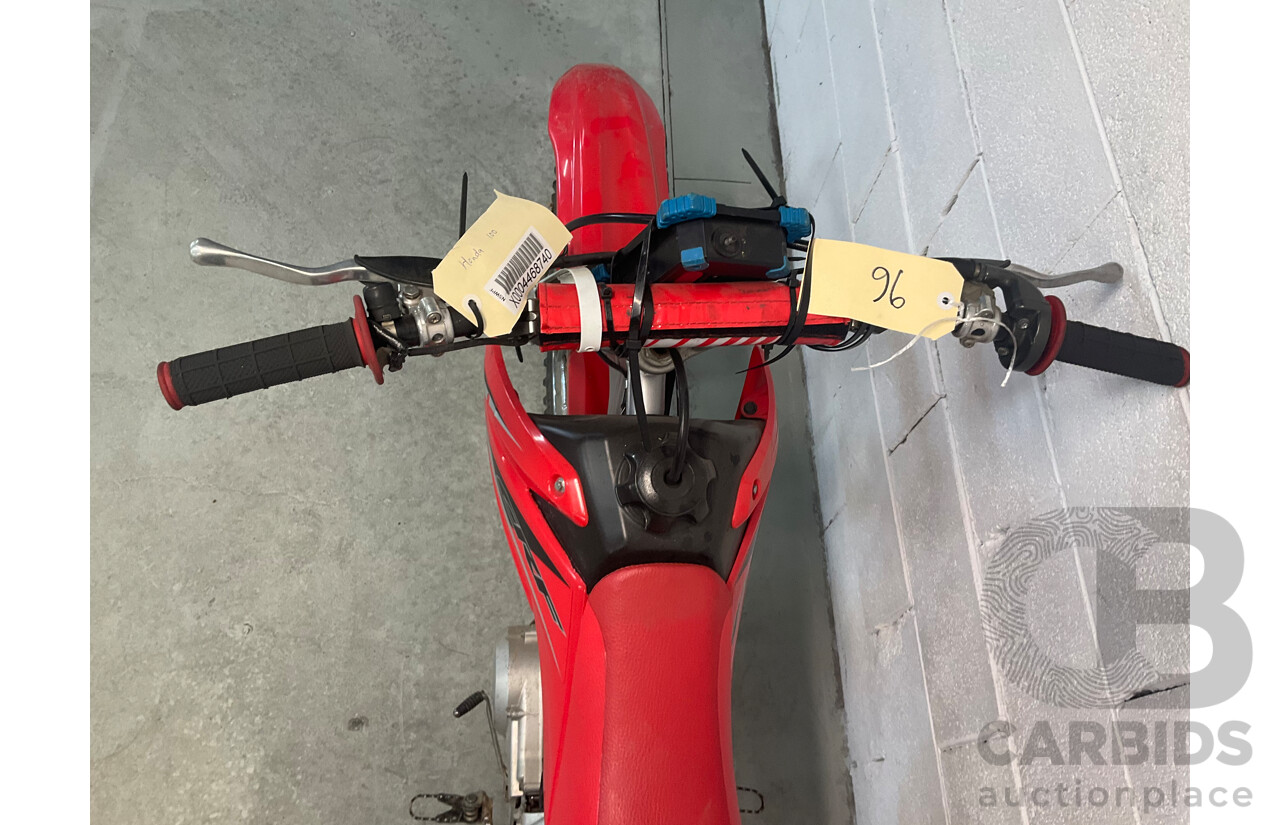 HONDA CRF 100F Dirt Bike