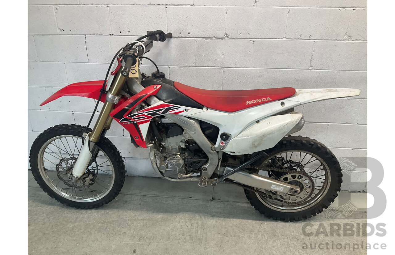 HONDA CRF 250R Dirt Bike