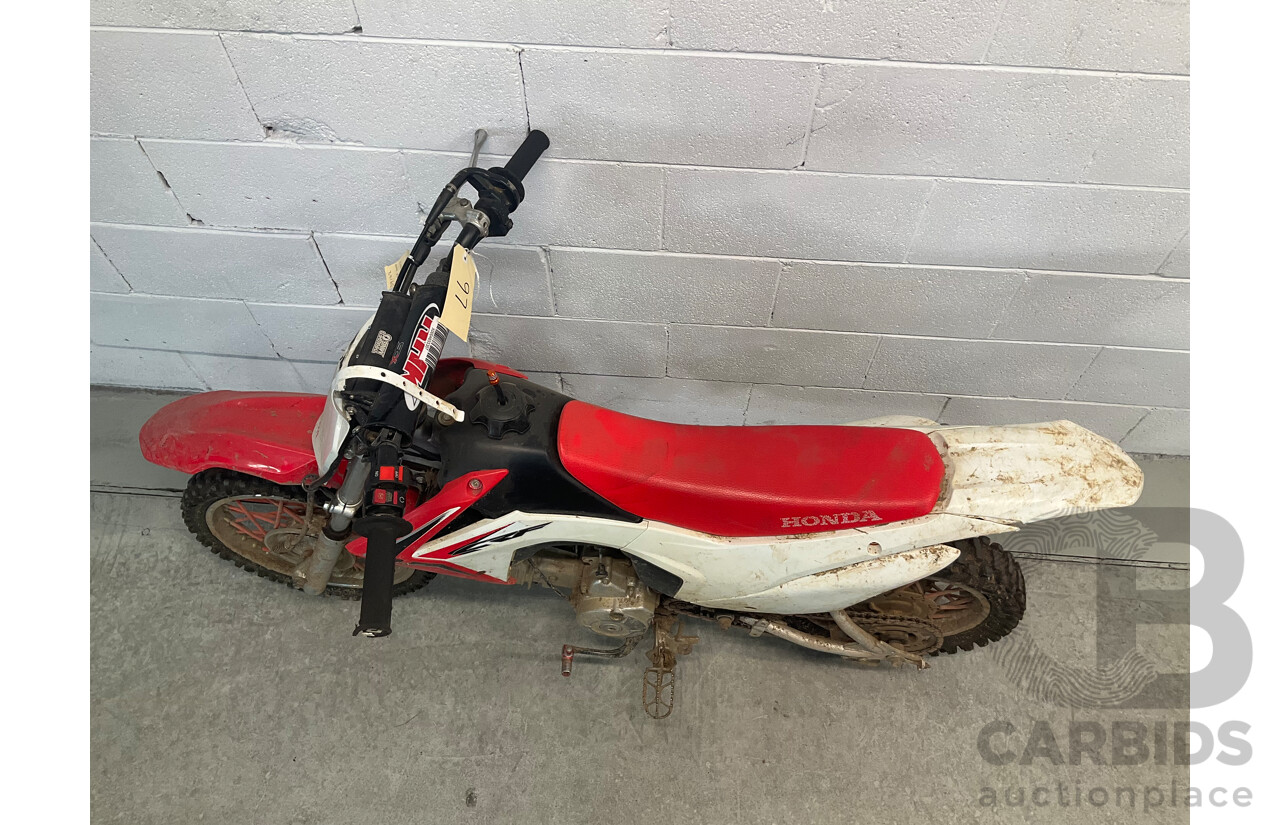 HONDA CRF 110F PeeWee Dirt Bike