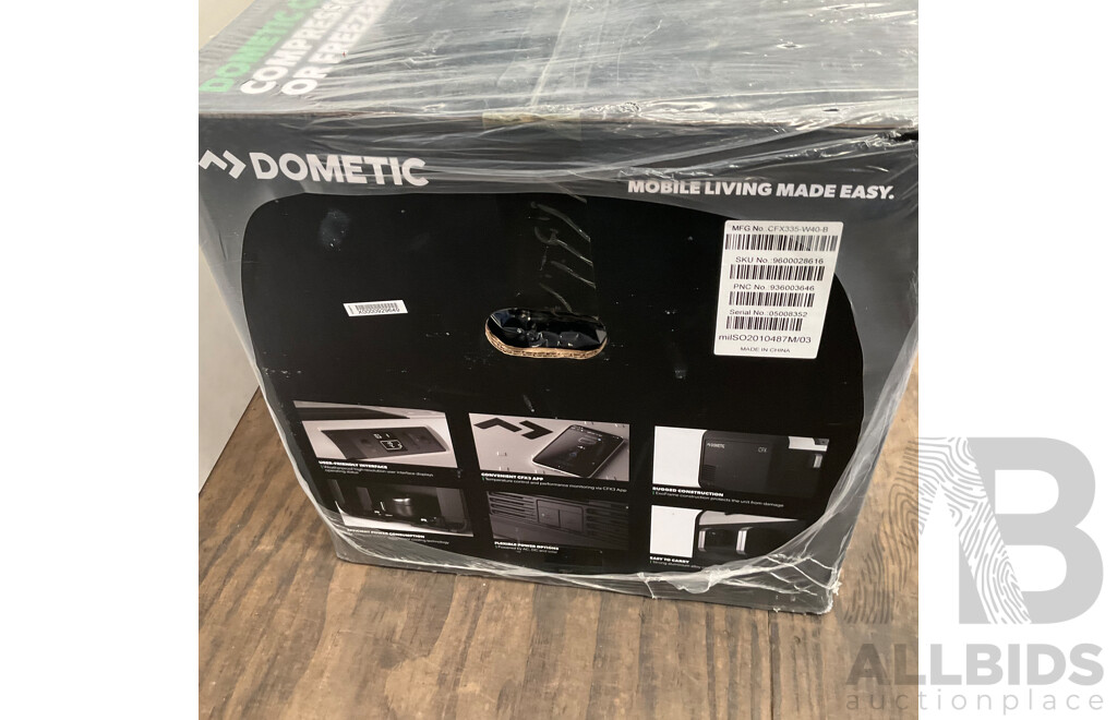 Dometic CFX3 35 Compressor Fridge Freezer 36L - ORP$1,199.00