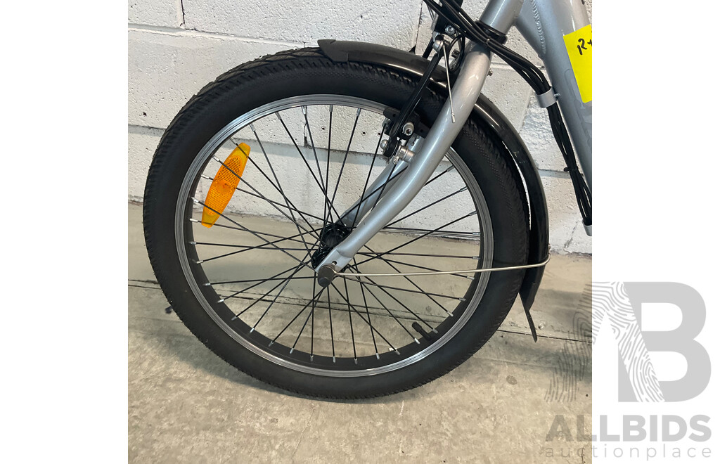 ESTATE (EST-EFLDBIKE1) Folding E-Bike (42cm Frame)