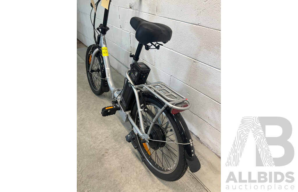ESTATE (EST-EFLDBIKE1) Folding E-Bike (42cm Frame)
