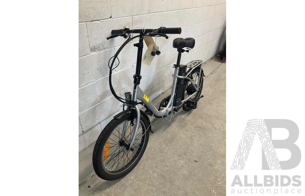 ESTATE (EST-EFLDBIKE1) Folding E-Bike (42cm Frame)