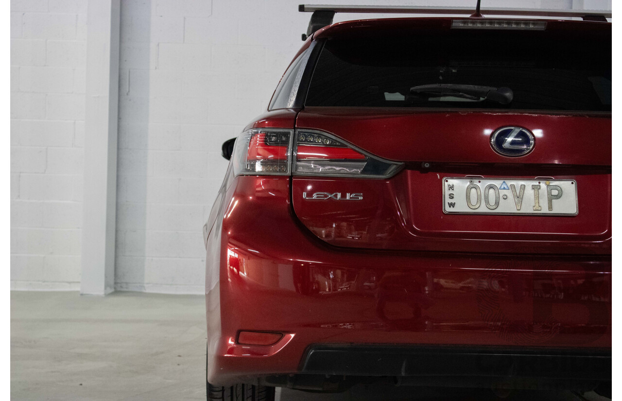 4/2012 Lexus CT200h Hybrid F-Sport ZWA10R 5d Hatchback Red 1.8L