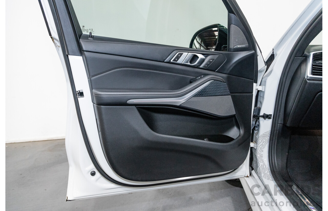 01/2020 BMW X5 X-Drive 30d M-Sport (4x4) MY20 G05 4d Wagon Mineral White Metallic Turbo Diesel 3.0L