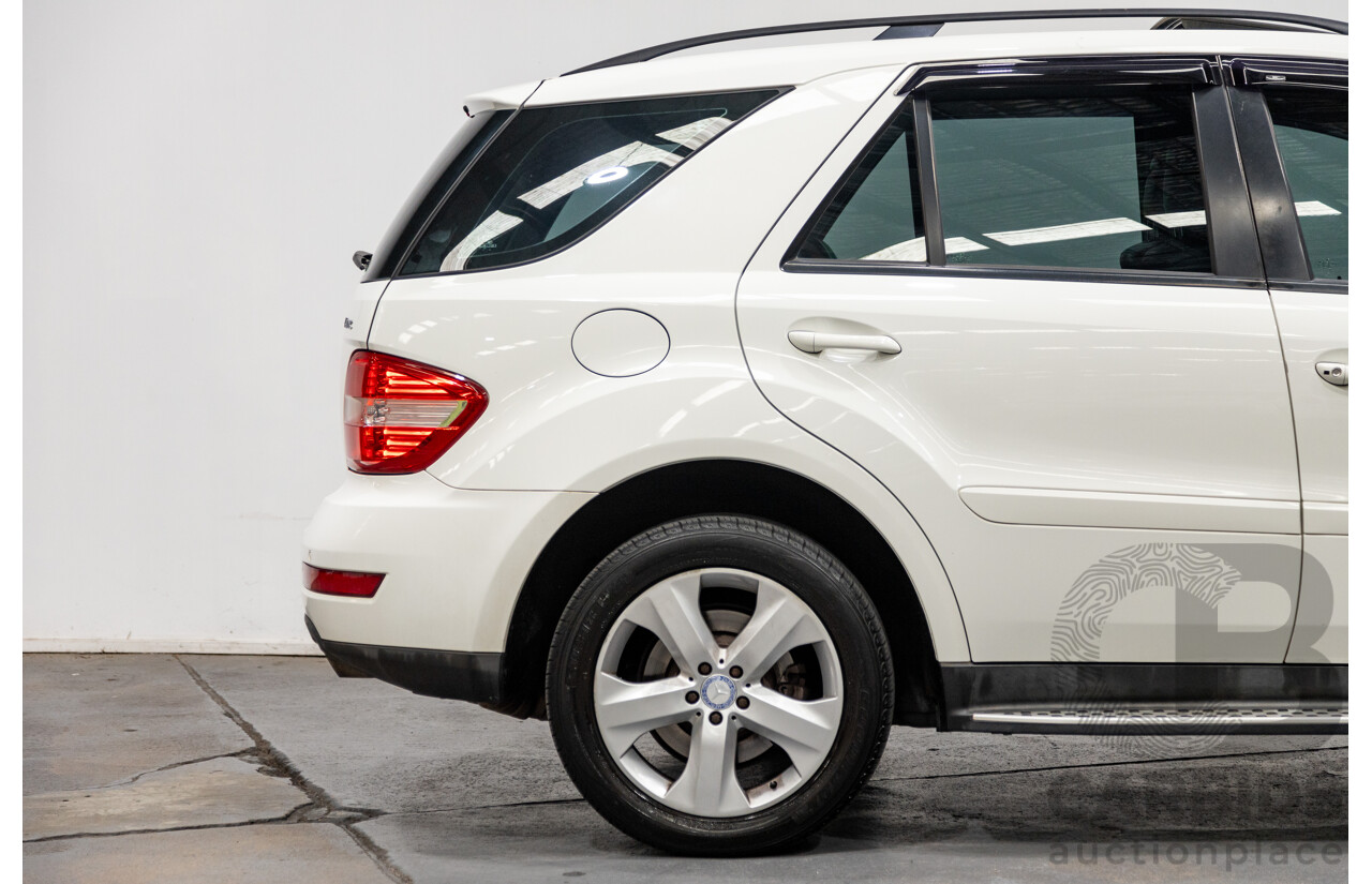 5/2009 Mercedes Benz ML350 (4x4) W164 09 UPGRADE 4d Wagon Calcite White V6 3.5L