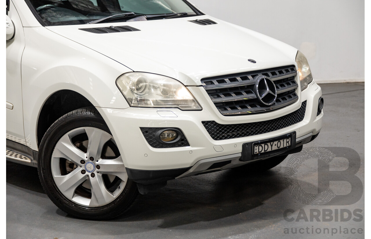5/2009 Mercedes Benz ML350 (4x4) W164 09 UPGRADE 4d Wagon Calcite White V6 3.5L