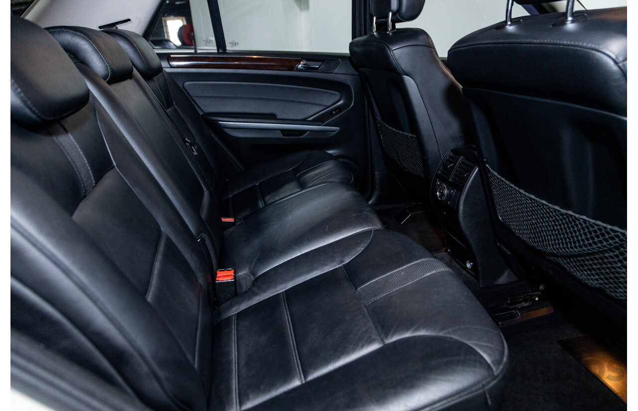 5/2009 Mercedes Benz ML350 (4x4) W164 09 UPGRADE 4d Wagon Calcite White V6 3.5L