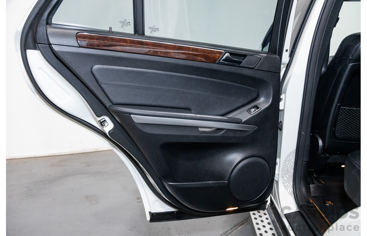 5/2009 Mercedes Benz ML350 (4x4) W164 09 UPGRADE 4d Wagon Calcite White V6 3.5L