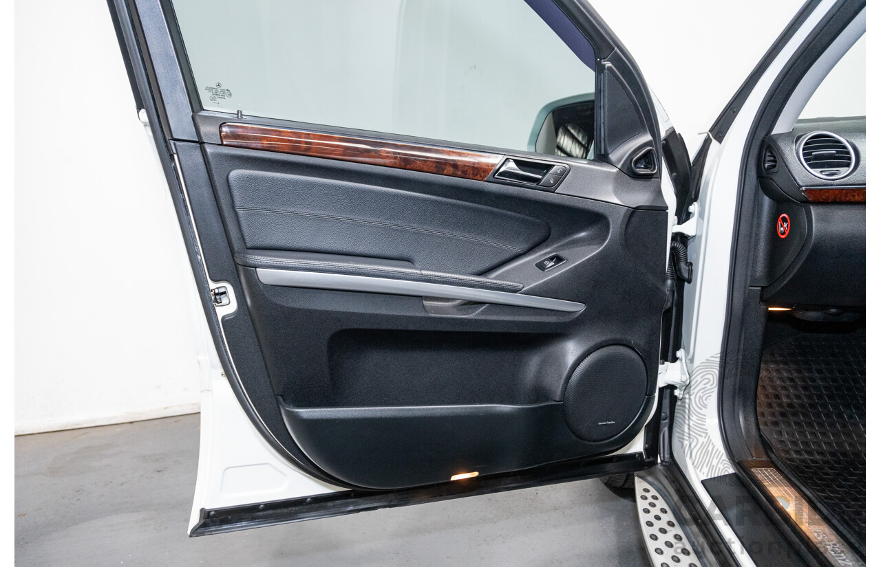 5/2009 Mercedes Benz ML350 (4x4) W164 09 UPGRADE 4d Wagon Calcite White V6 3.5L