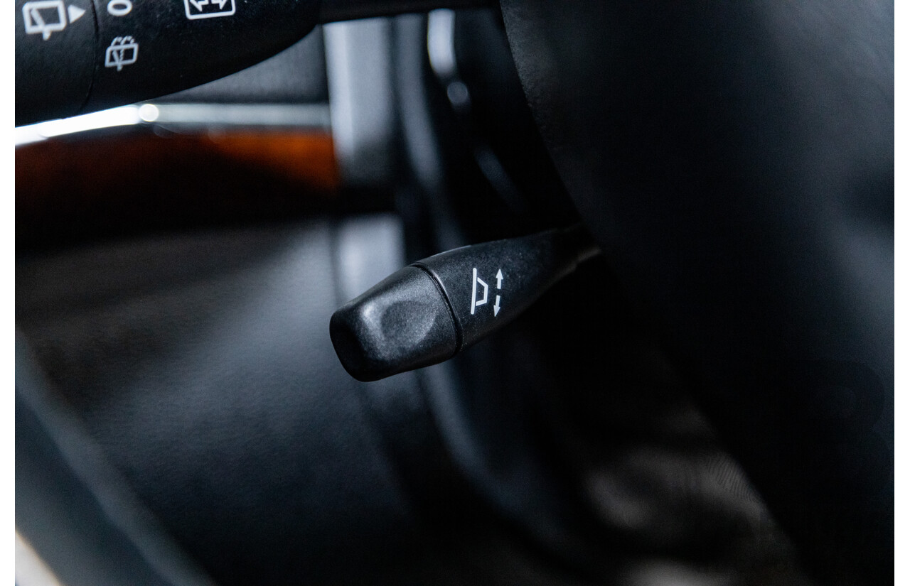 5/2009 Mercedes Benz ML350 (4x4) W164 09 UPGRADE 4d Wagon Calcite White V6 3.5L