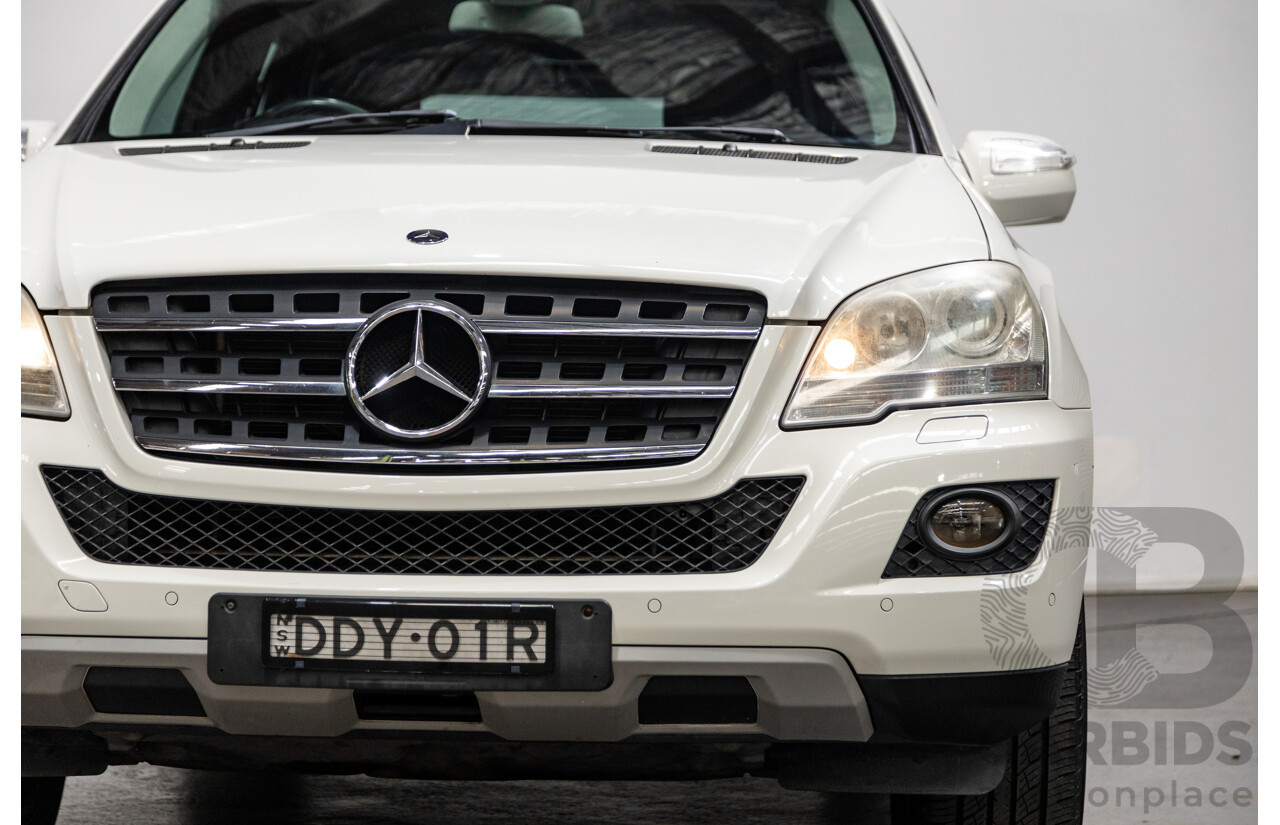 5/2009 Mercedes Benz ML350 (4x4) W164 09 UPGRADE 4d Wagon Calcite White V6 3.5L