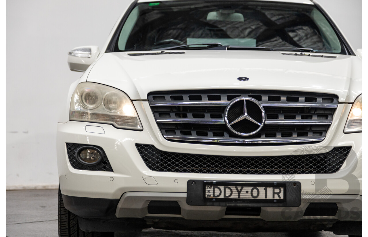 5/2009 Mercedes Benz ML350 (4x4) W164 09 UPGRADE 4d Wagon Calcite White V6 3.5L