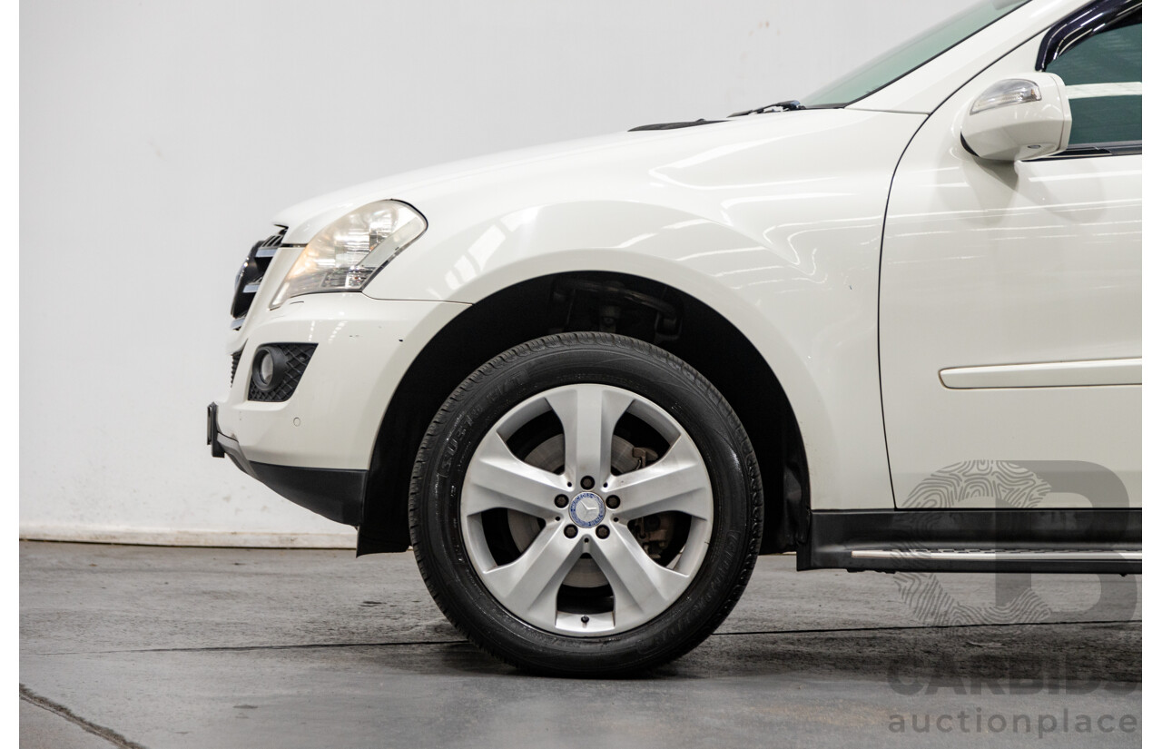5/2009 Mercedes Benz ML350 (4x4) W164 09 UPGRADE 4d Wagon Calcite White V6 3.5L