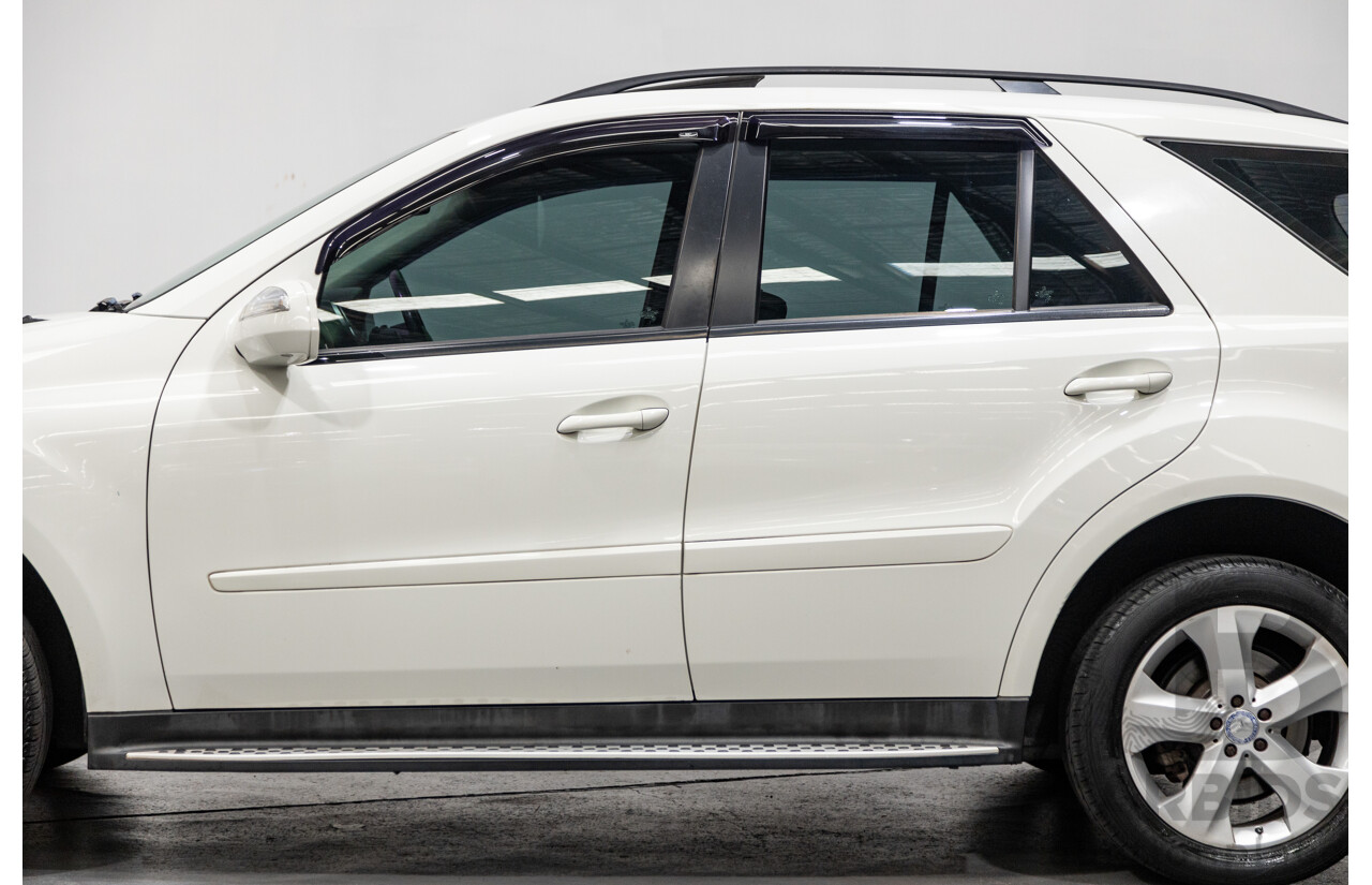 5/2009 Mercedes Benz ML350 (4x4) W164 09 UPGRADE 4d Wagon Calcite White V6 3.5L