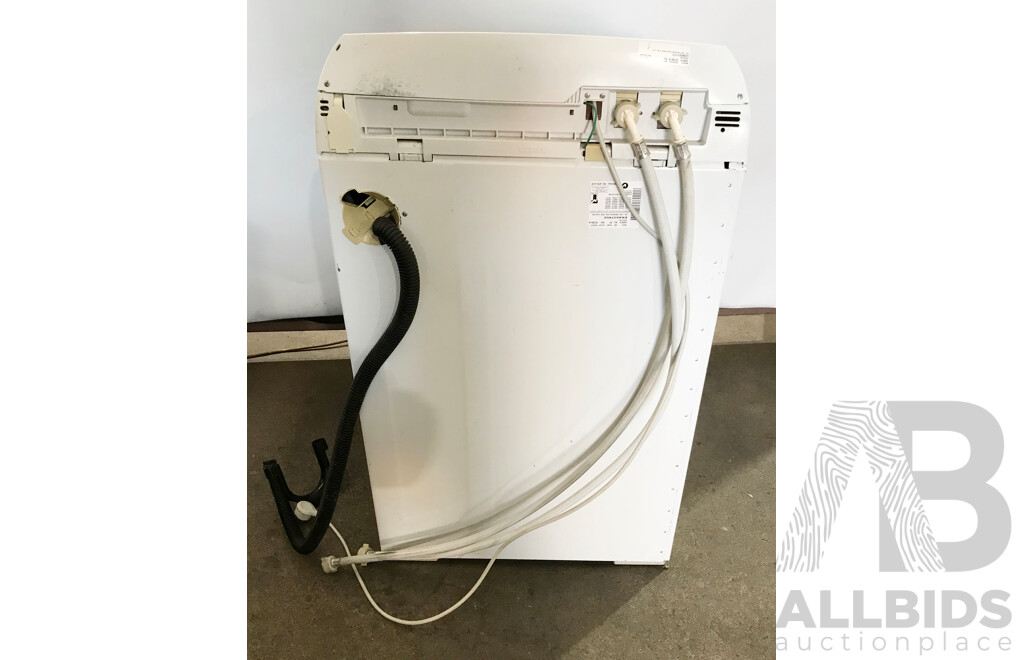 Fisher & Paykel (GW612) 6.5kg Top Loader Washing Machine