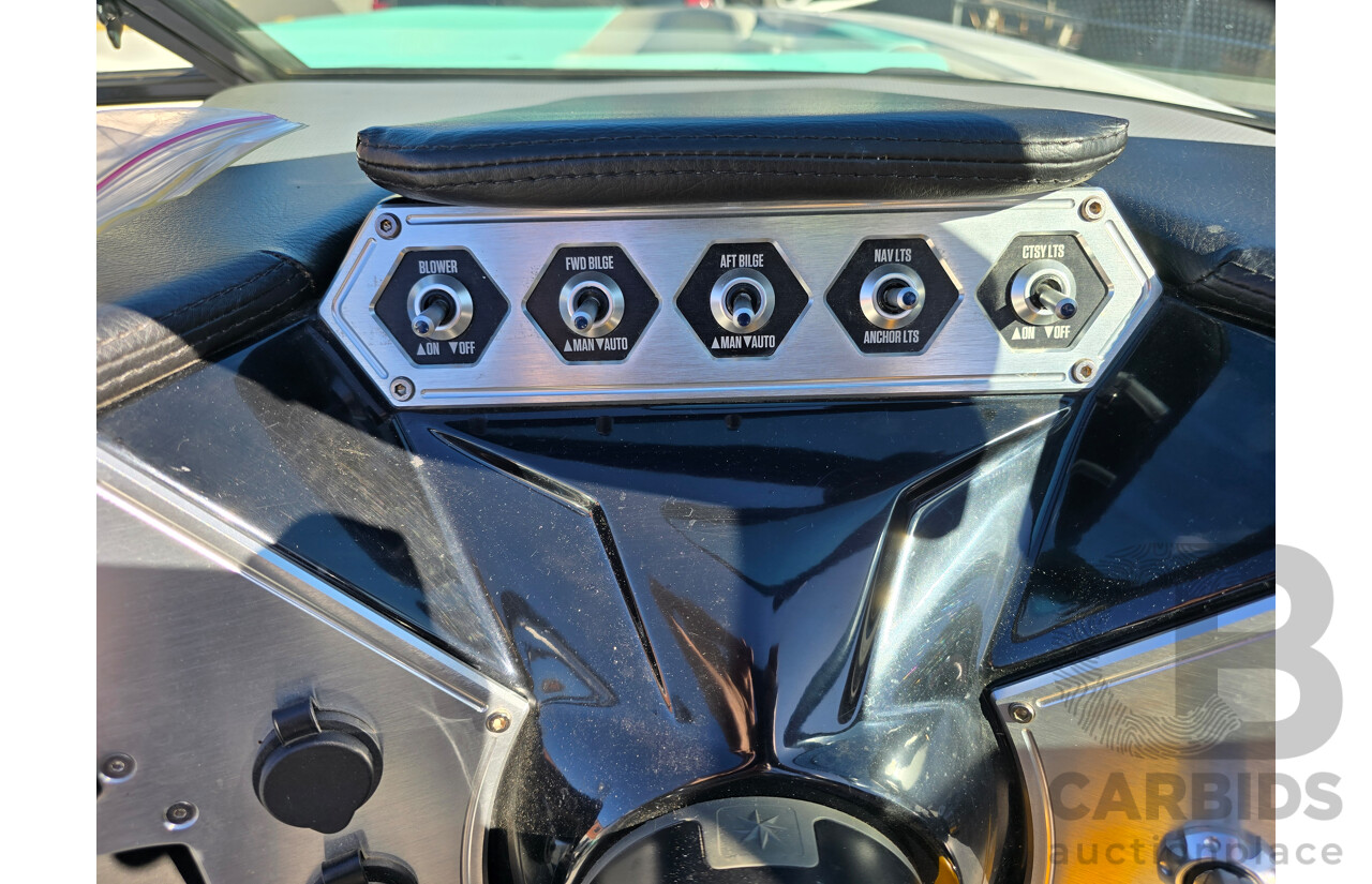 2019 MasterCraft NXT22 6.7m 14 Person Ski & Wake Boat Calypso Green 5.7L V8 320hp with 08/2018 Boatmate NXT22 Boat Trailer