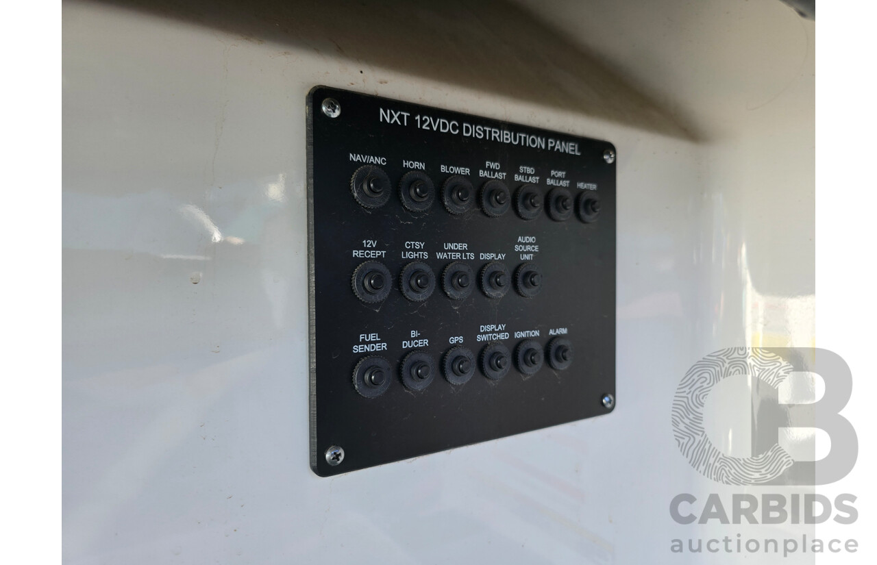 2019 MasterCraft NXT22 6.7m 14 Person Ski & Wake Boat Calypso Green 5.7L V8 320hp with 08/2018 Boatmate NXT22 Boat Trailer