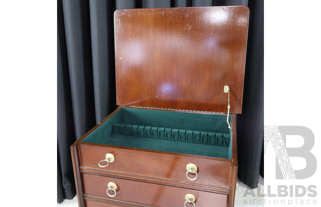 Reproduction Mahogany Elevated Cutlery Canteen