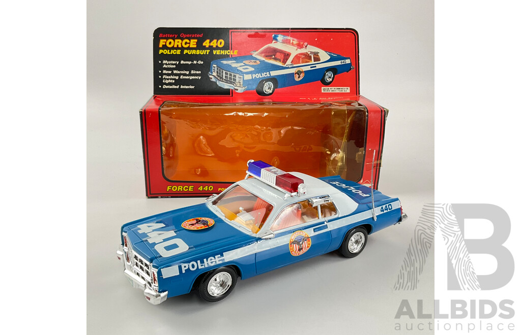 Vintage Hong Da Force 440 Police Pursuit Vehicle with Original Box