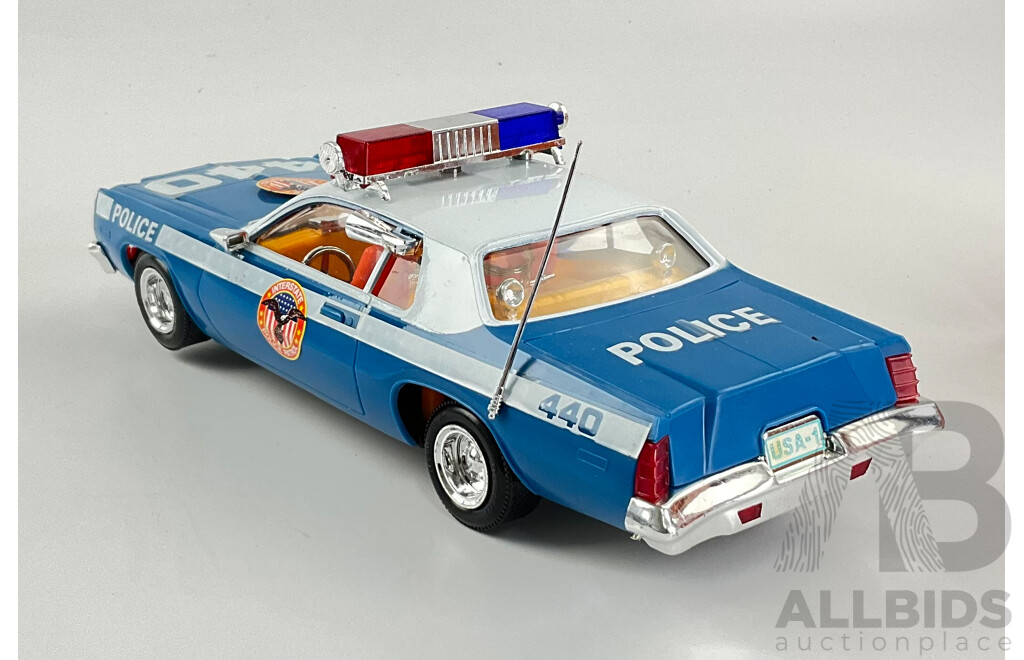 Vintage Hong Da Force 440 Police Pursuit Vehicle with Original Box