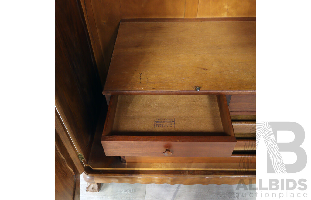 Dutch Colonial Style Stinkwood Gentleman's Robe