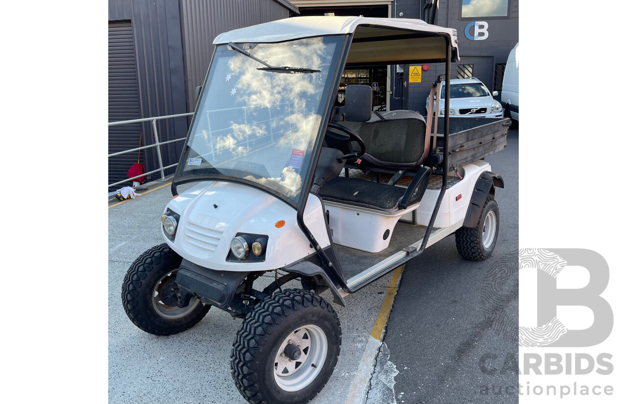 EMC Electric Cargo Cart with Tilt Tray