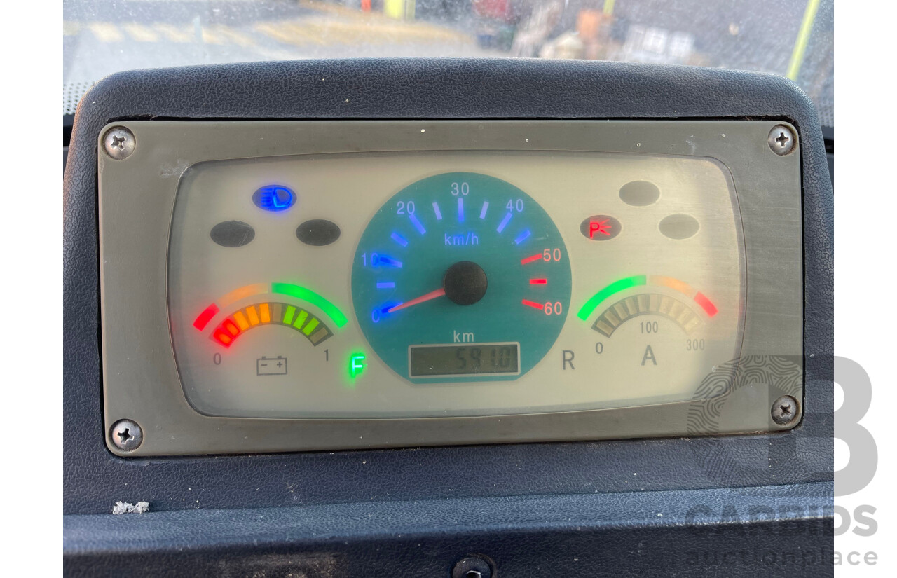 EMC Electric Cargo Cart with Tilt Tray