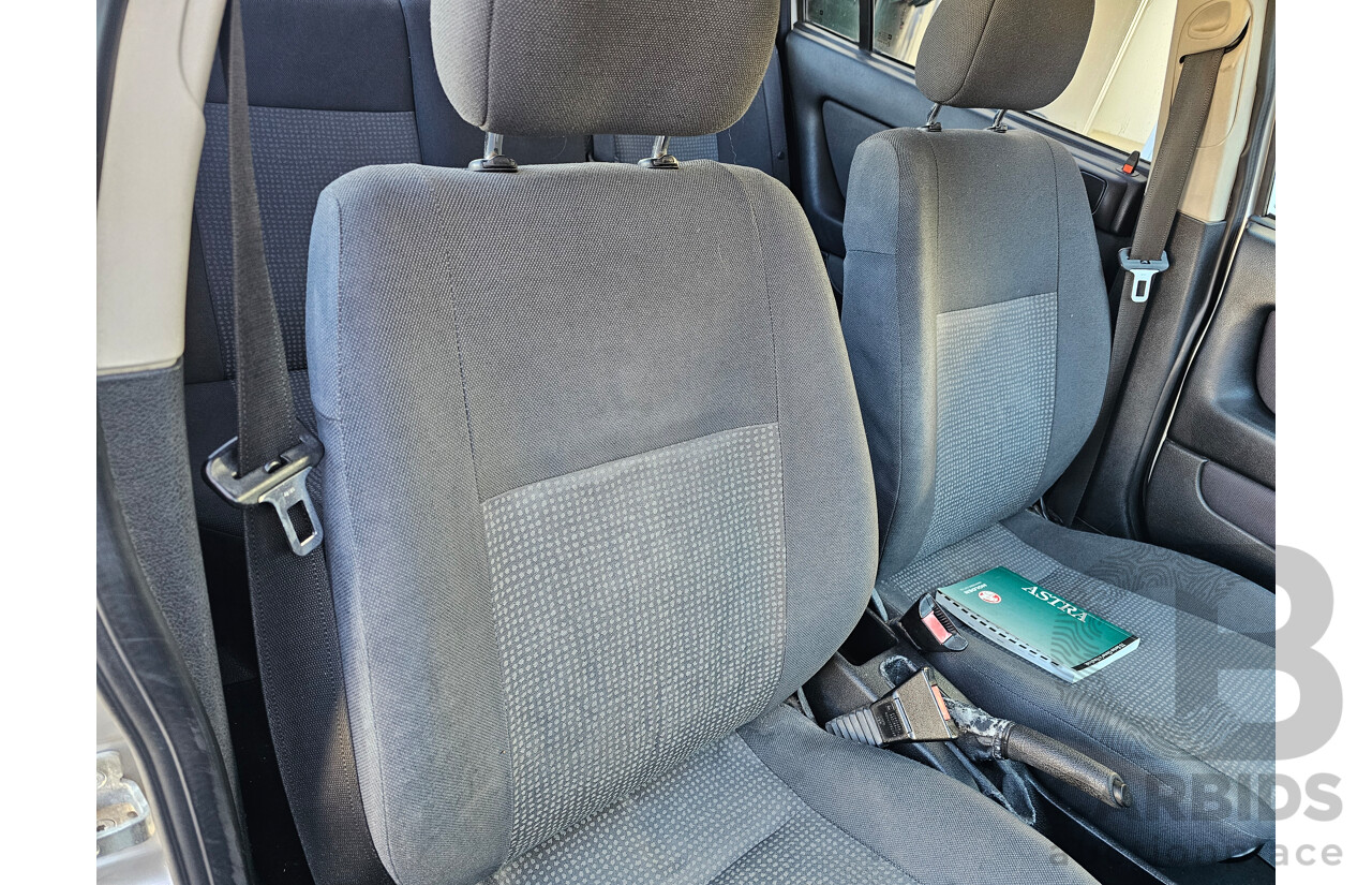 6/2004 Holden Astra CITY TS 4d Sedan Silver 1.8L