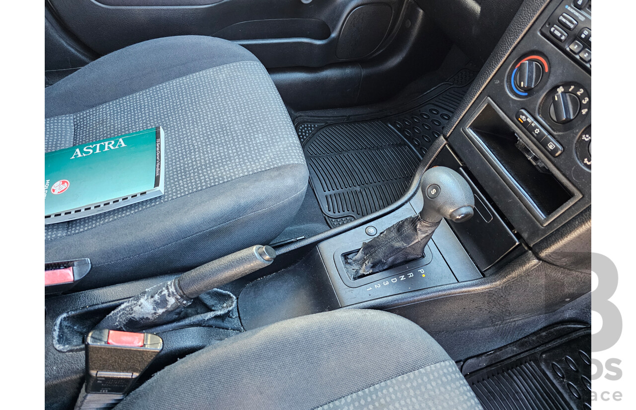 6/2004 Holden Astra CITY TS 4d Sedan Silver 1.8L