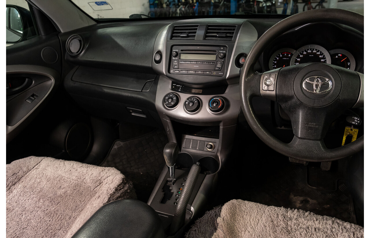 6/2007 Toyota Rav4 CV (4x4) ACA33R 4d Wagon Silver 2.4L