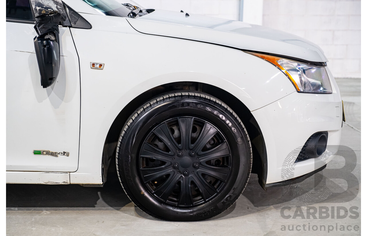 5/2011 Holden Cruze CD JH 4d Sedan White Turbo Diesel 2.0L