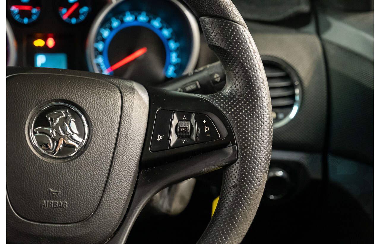 5/2011 Holden Cruze CD JH 4d Sedan White Turbo Diesel 2.0L