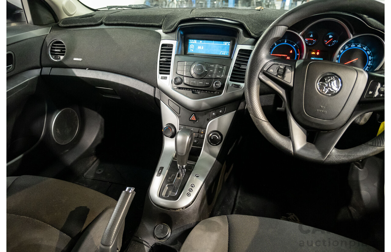 5/2011 Holden Cruze CD JH 4d Sedan White Turbo Diesel 2.0L