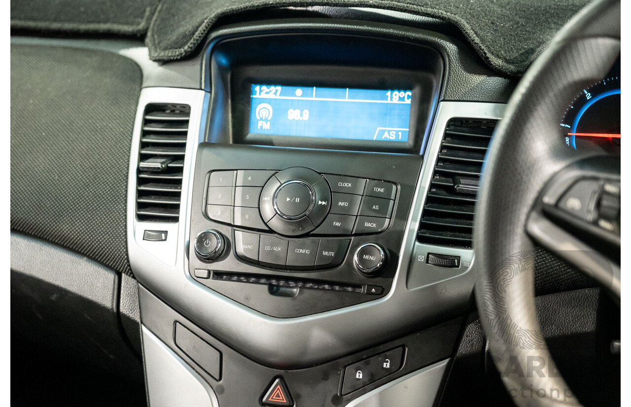 5/2011 Holden Cruze CD JH 4d Sedan White Turbo Diesel 2.0L