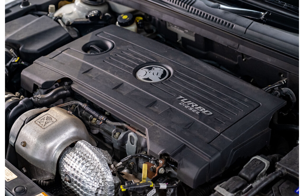 5/2011 Holden Cruze CD JH 4d Sedan White Turbo Diesel 2.0L