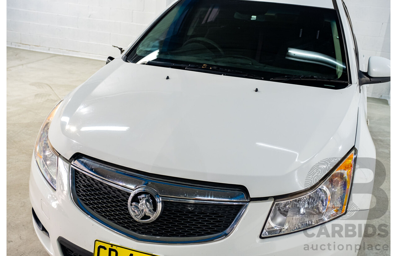 5/2011 Holden Cruze CD JH 4d Sedan White Turbo Diesel 2.0L