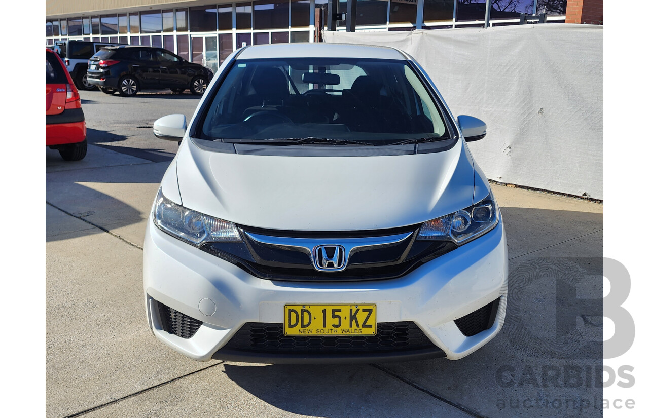 10/2016 Honda Jazz VTi FWD GK MY16 5D Hatchback White 1.5L