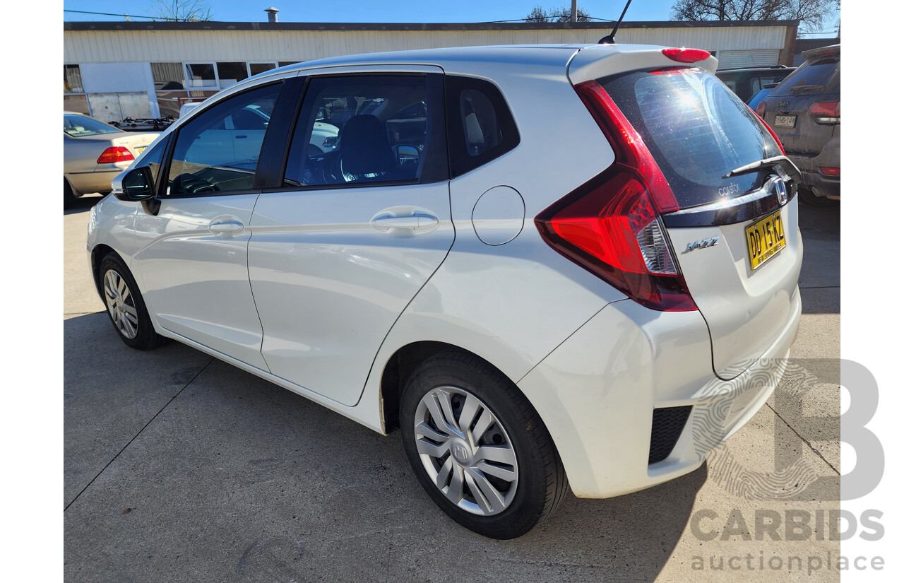 10/2016 Honda Jazz VTi FWD GK MY16 5D Hatchback White 1.5L