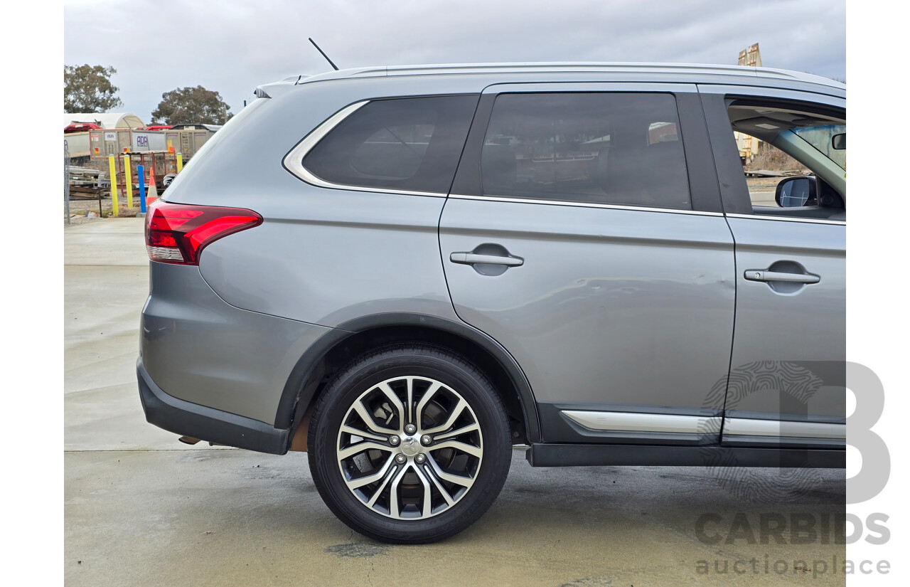 10/2015 Mitsubishi Outlander LS (4x2) ZK MY16 4d Wagon Titanium Metallic Grey 2.0L
