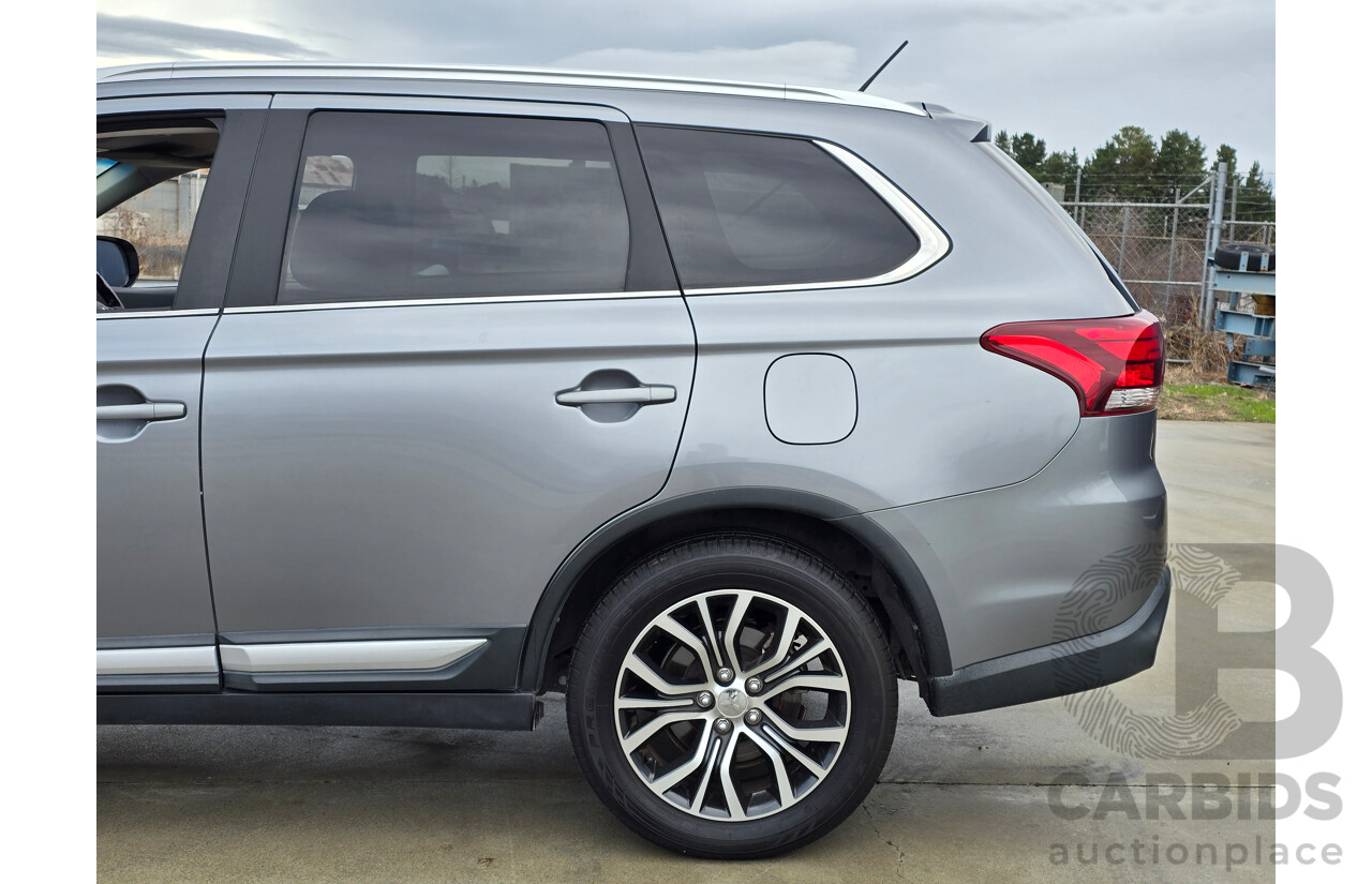 10/2015 Mitsubishi Outlander LS (4x2) ZK MY16 4d Wagon Titanium Metallic Grey 2.0L